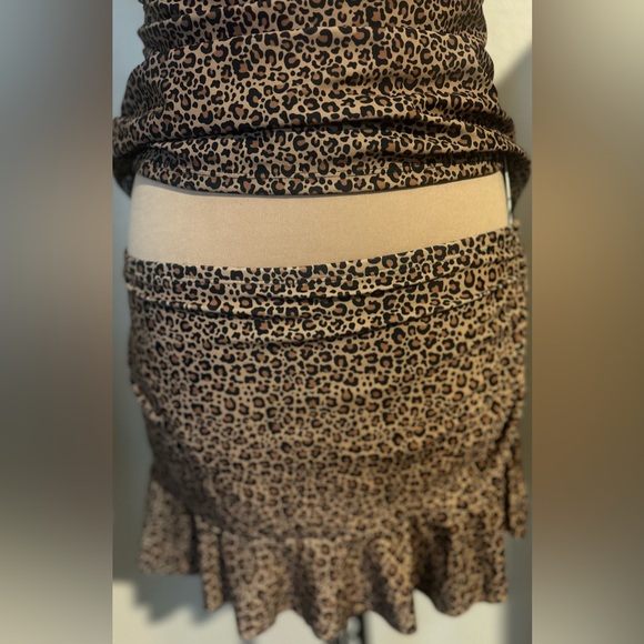 Chic Leopard Print Tankini Skirt Set - Picture 7 of 13